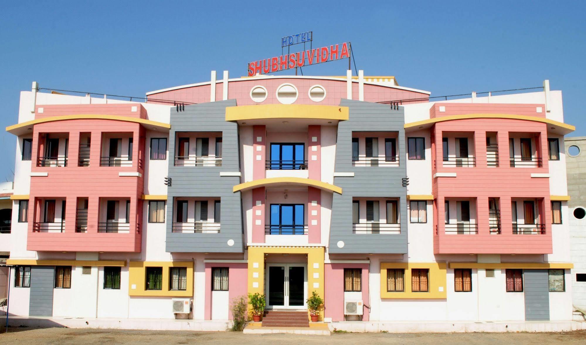 Hotel Oyo 14943 Shubh Suvidha à Somnāth Extérieur photo