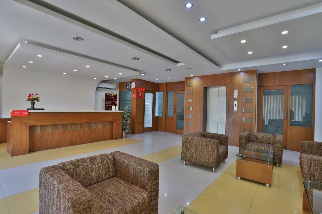 Hotel Oyo 14943 Shubh Suvidha à Somnāth Extérieur photo