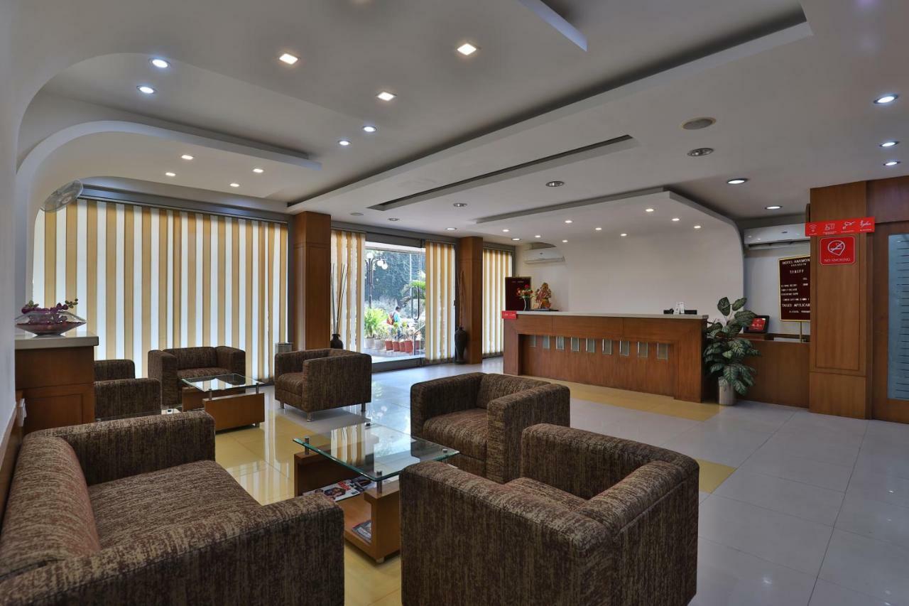 Hotel Oyo 14943 Shubh Suvidha à Somnāth Extérieur photo